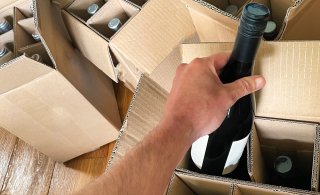 Ehdotus alkoholin etämyyntisääntelystä syrjii kotimaisia toimijoita