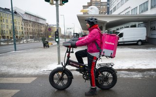 Ruokalähettejä, ravintolahistoriaa ja kouluruokailua