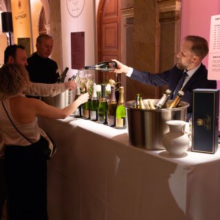 Viinipalsta: Lasikaton murtajat