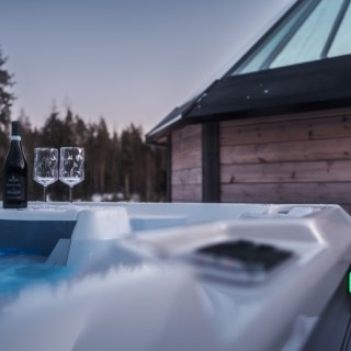 Luxury Action laajentui ultraluksuksen ulkopuolelle